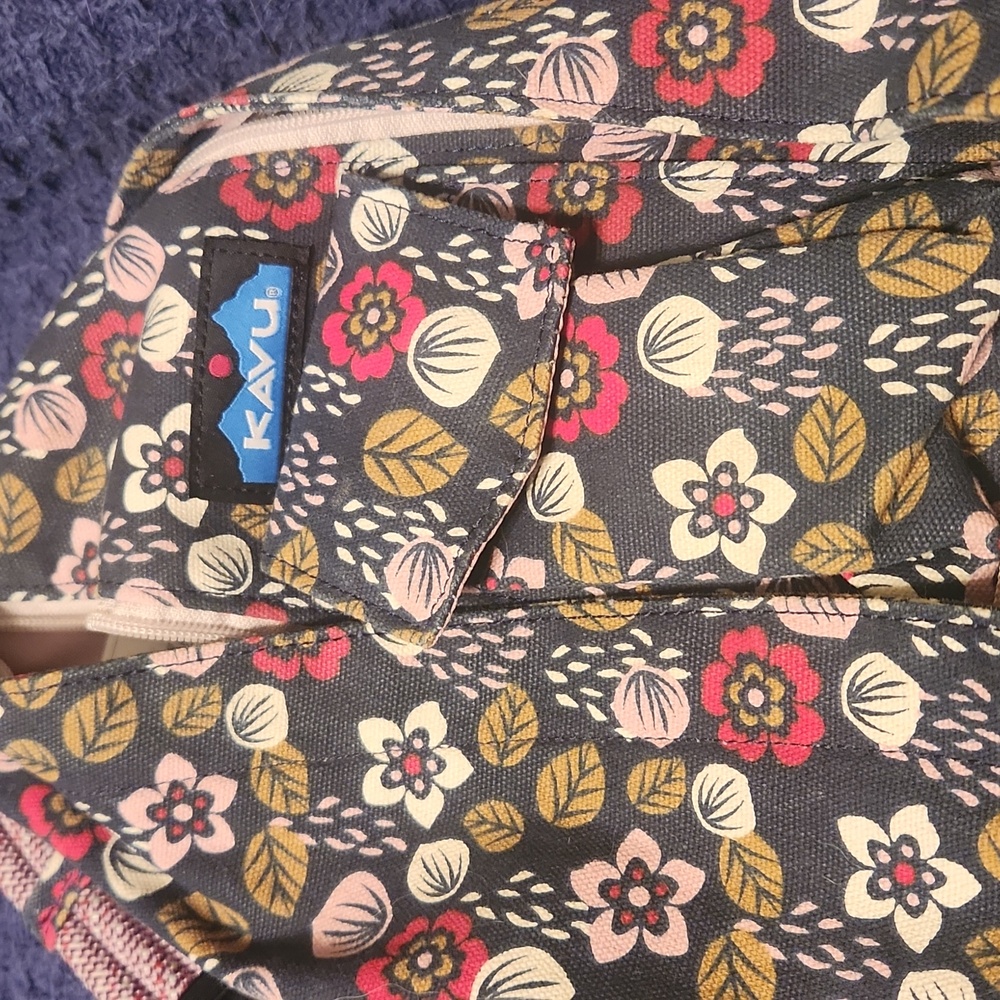 Kavu Sling Bag